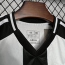 Newcastle I 24/25 conjunto infantil - Newcastle - 24/25 - Conjunto infantil - Fútbol - Equipamiento deportivo - Niños - Estilo.