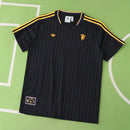 MANCHESTER UNITED ENTRANIMENTO BLACK RETRO 25/26 MEN